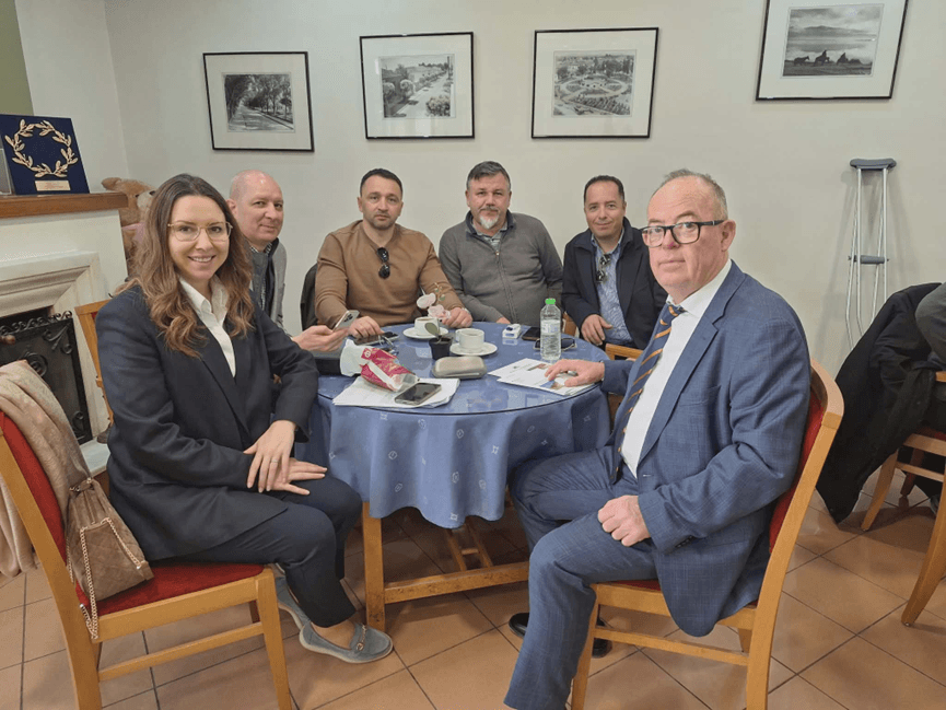 ΔΕΛΤΙΟ ΤΥΠΟΥ ΕΠΙΧΕΙΡΗΜΑΤΙΚΩΝ B2B ΣΥΝΑΝΤΗΣΕΩΝ ΜΕΤΑΞΥ ΕΠΙΧΕΙΡΗΣΕΩΝ ΤΟΥ ΣΕΡΒΙΚΟΥ ΕΜΠΟΡΙΚΟΥ ΚΑΙ ΒΙΟΜΗΧΑΝΙΚΟΥ ΕΠΙΜΕΛΗΤΗΡΙΟΥ KRUSEVAC ΚΑΙ ΤΟΥ ΕΠΙΜΕΛΗΤΗΡΙΟΥ ΛΑΡΙΣΑΣ