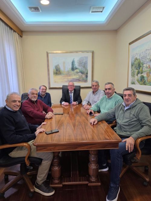Συνάντηση της Δημοτικής ομάδας «Συμπαράταξη Λαρισαίων»  με τον Πρόεδρο του Επιμελητηρίου Λάρισας κ. Χρήστο Γιακουβή